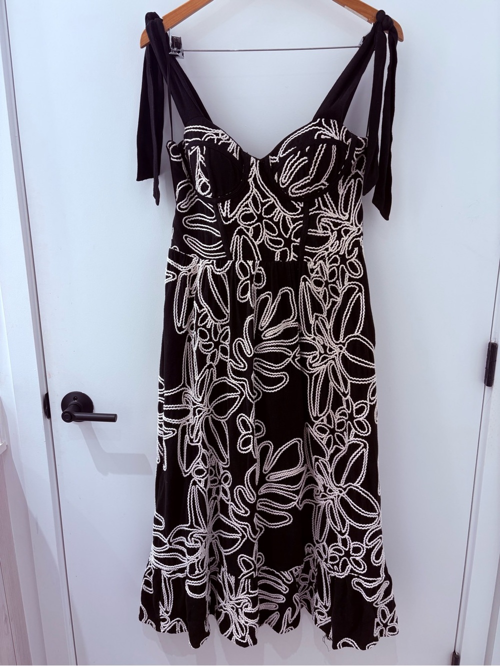 PATBO Black Floral Tie-Shoulder Midi Dress with White Embroidery